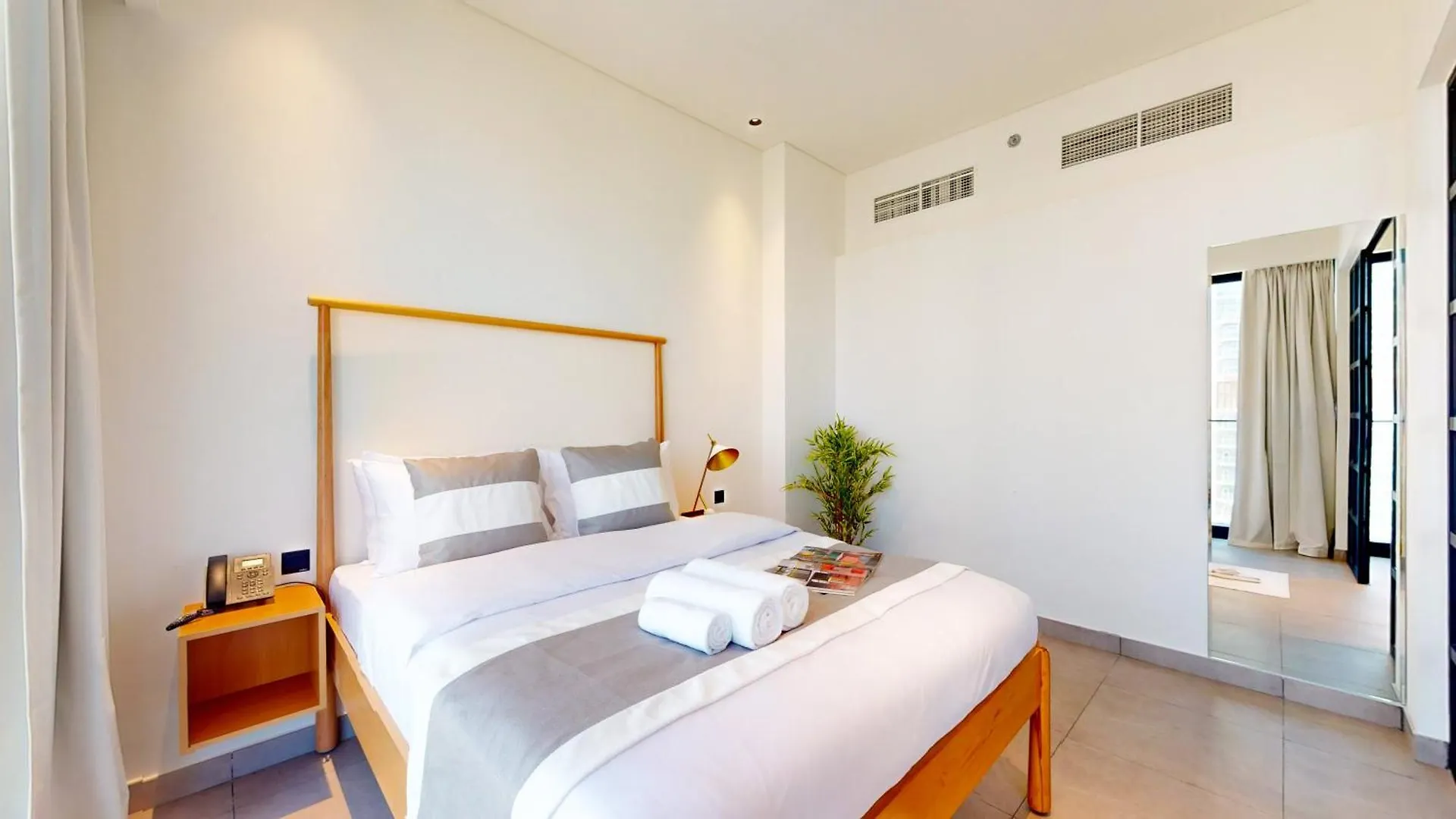 The Community Hotel Dubai 0*,