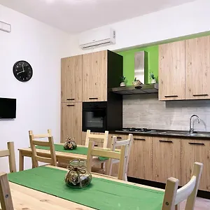 Butterfly Bed & Breakfast Livorno