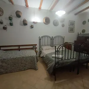 Alessi & Bed & Breakfast Mazzarino